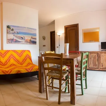 Aparthotel Vistamare La Fonte